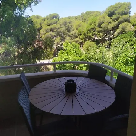 Apartamento A Pie De Playa * Комарруга