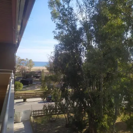Apartamento A Pie De Playa Апартаменты Комарруга